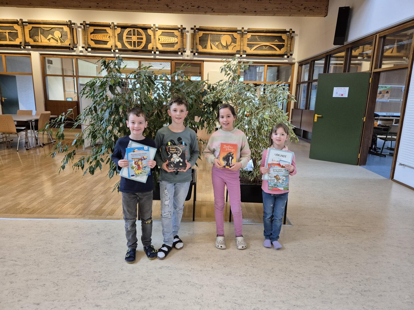 V.l.n.r.: Alexander Lexer, Sebastian Seiwald, Magdalena Guist u. Elke Tschaler …